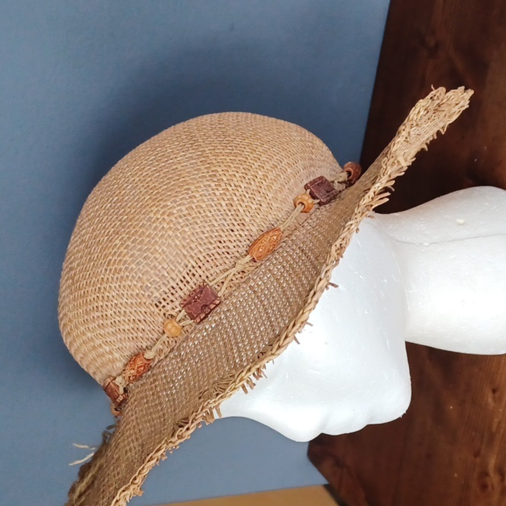 Sun hat - Picture 8 of 8